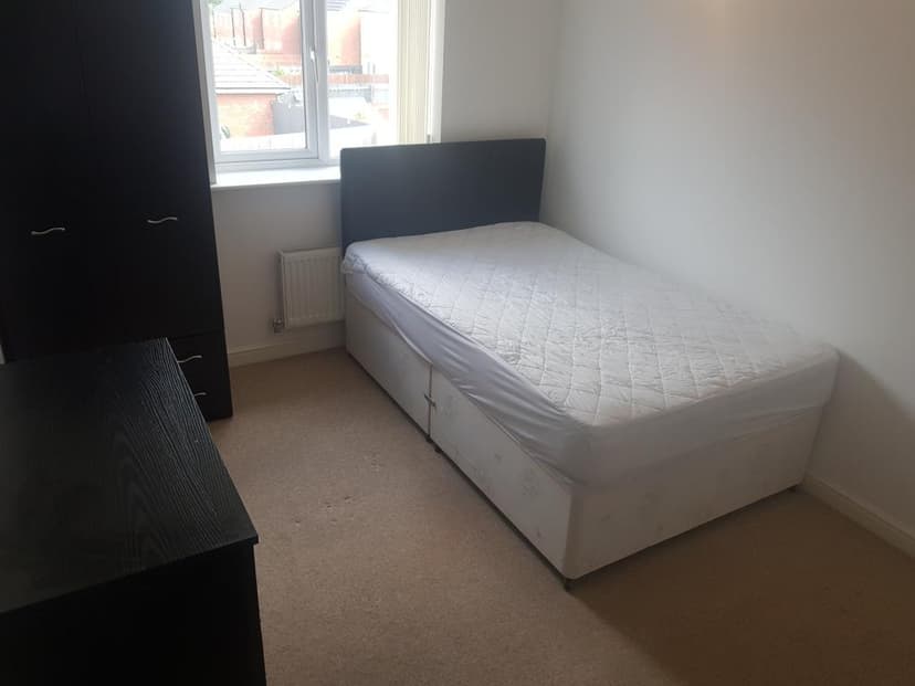Image 3:4 bedroom Detached house to rent