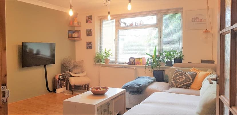 Image 3:2 bedroom Maisonette to rent