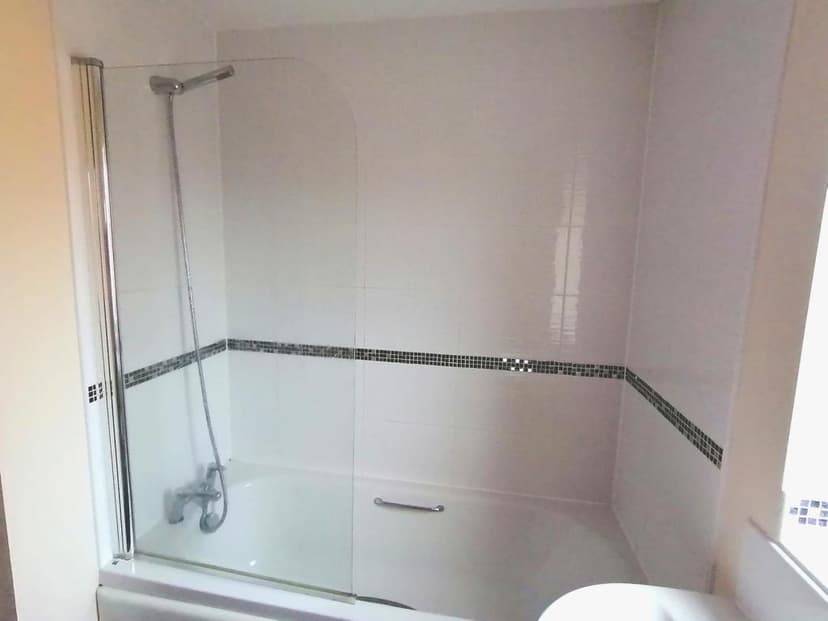 Image 14:3 bedroom Semi-detached house to rent