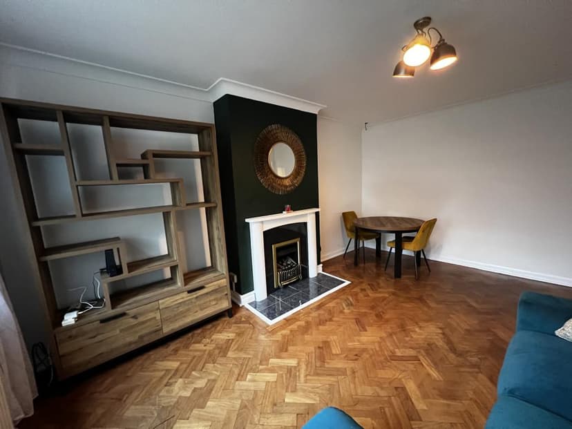 Image 2:2 bedroom Maisonette to rent