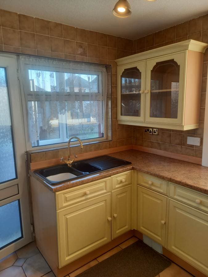 Image 2:3 bedroom Semi-detached house to rent