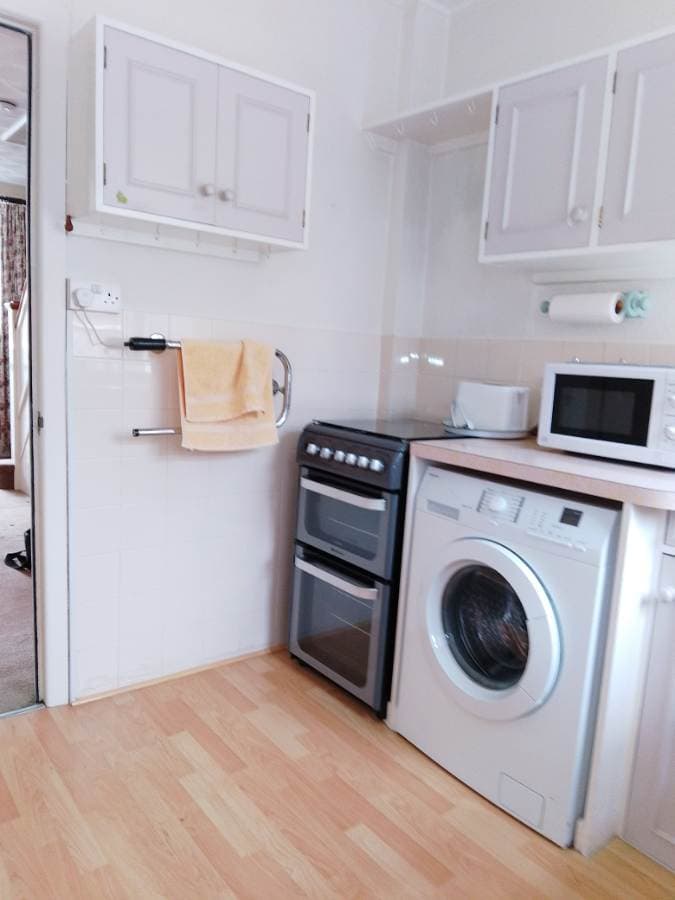 Image 2:3 bedroom Semi-detached house to rent