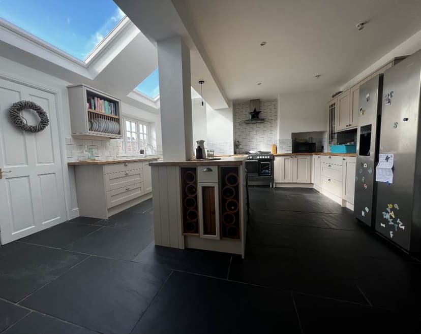 Image 3:3 bedroom Semi-detached house to rent