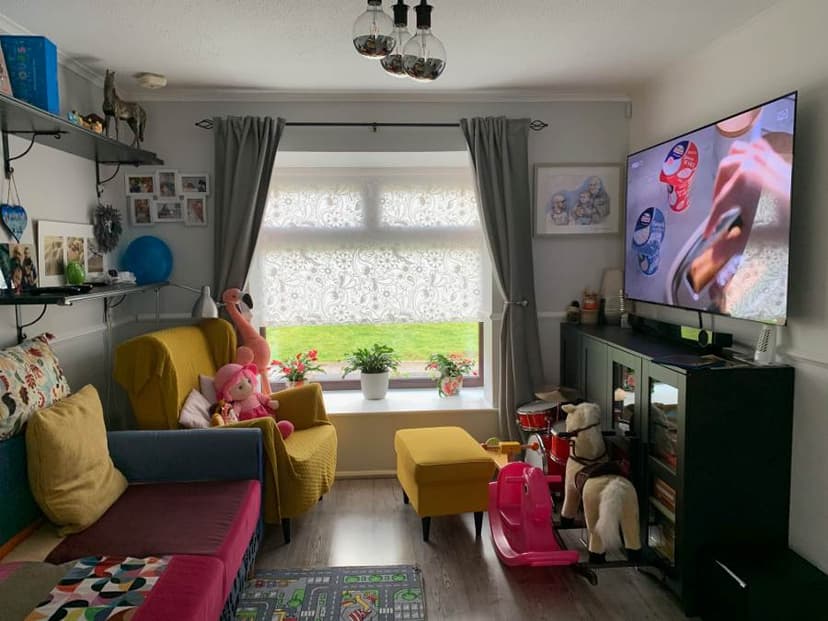 Image 3:3 bedroom End-of-terrace house to rent