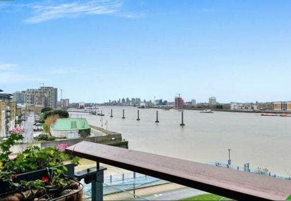 Image 1:2 bedroom Flat to rent