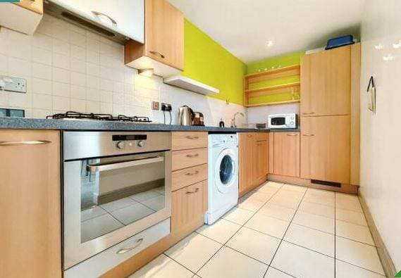 Image 3:2 bedroom Flat to rent