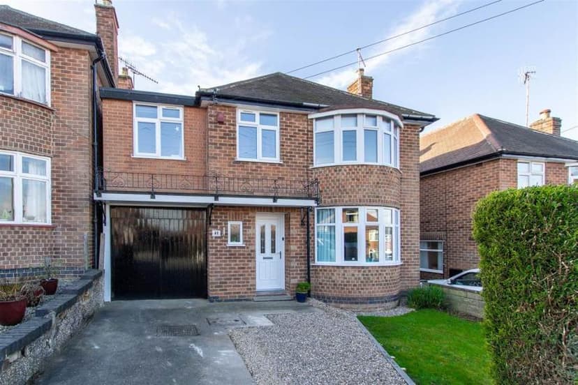 Image 1:5 bedroom Detached house to rent