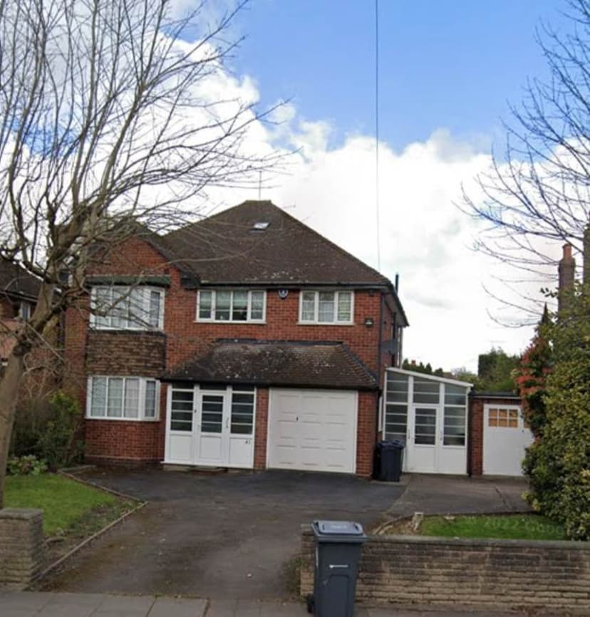 Image 1:4 bedroom Detached house to rent