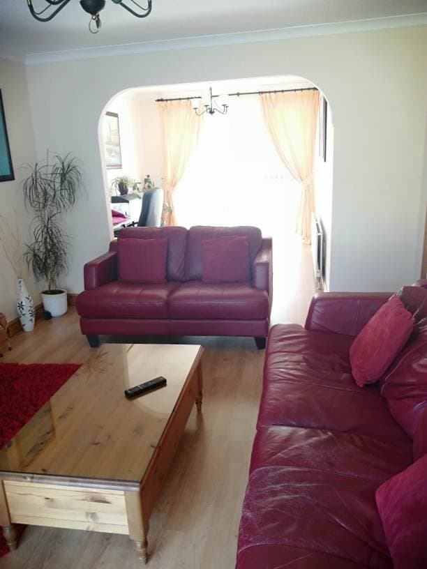 Image 2:3 bedroom Semi-detached house to rent