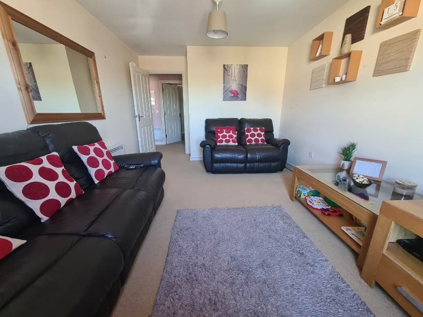 Image 3:2 bedroom Flat to rent