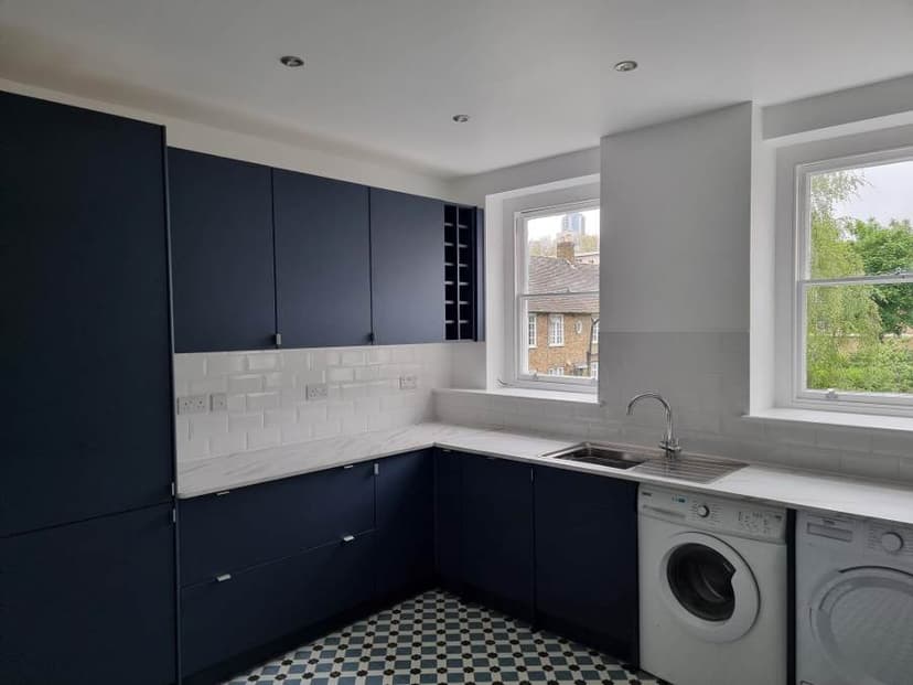 Image 3:2 bedroom Flat to rent