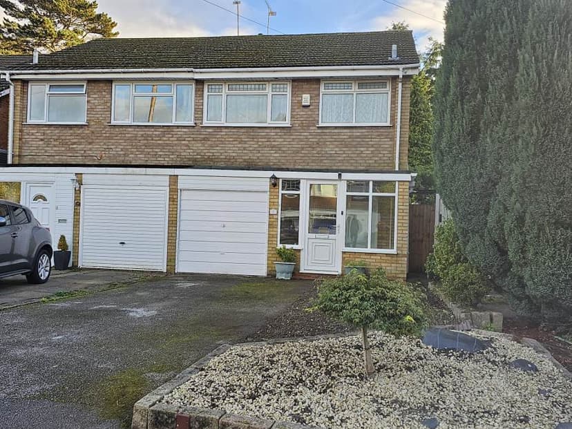 Image 1:3 bedroom Semi-detached house to rent