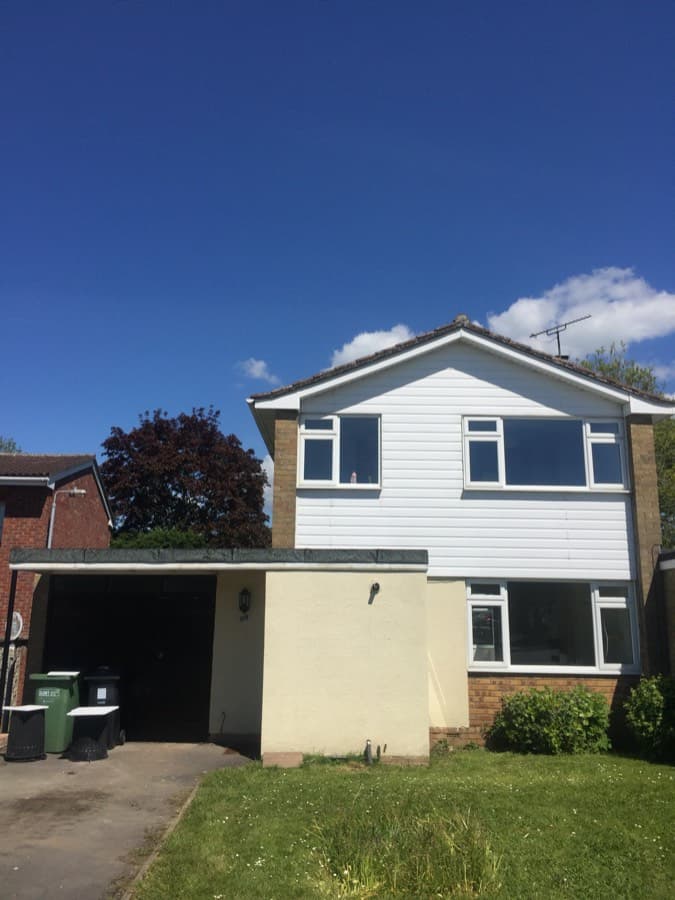 Image 1:3 bedroom Link-detached house to rent