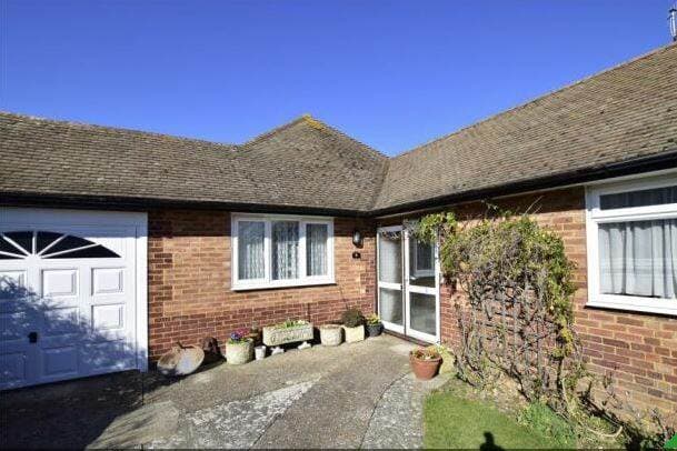 Image 1:2 bedroom Detached bungalow to rent