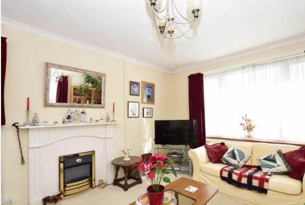Image 3:2 bedroom Detached bungalow to rent