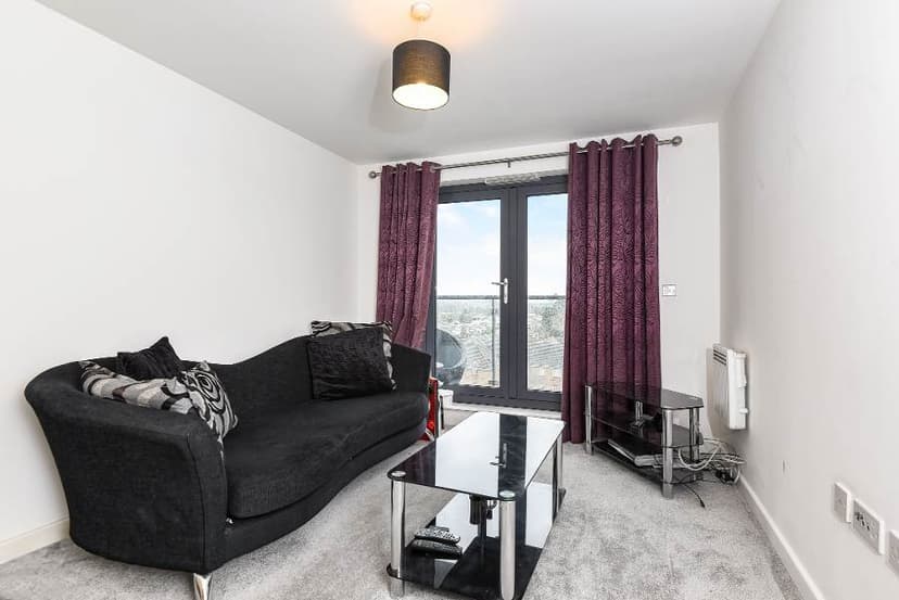 Image 1:1 bedroom Flat to rent