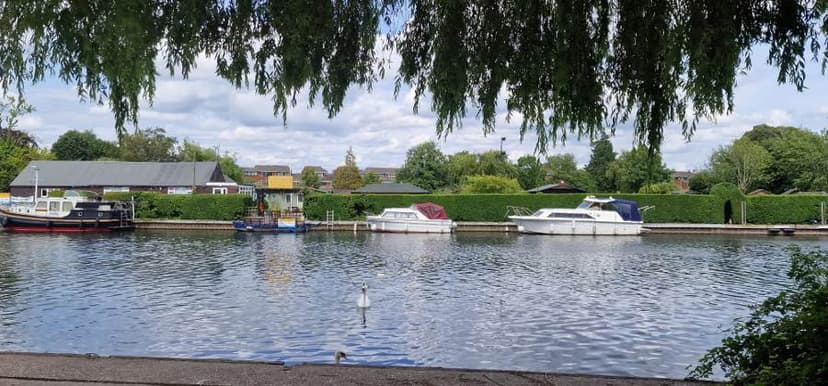 Image 2:2 bedroom Ground floor flat to rent