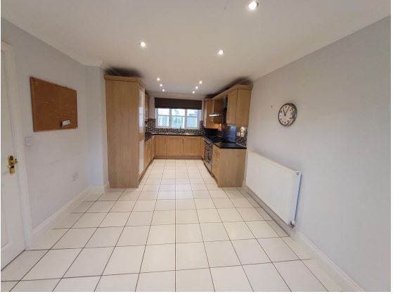 Image 3:4 bedroom Detached house to rent