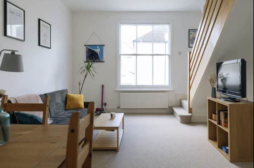 Image 2:1 bedroom Apartment or flat to rent