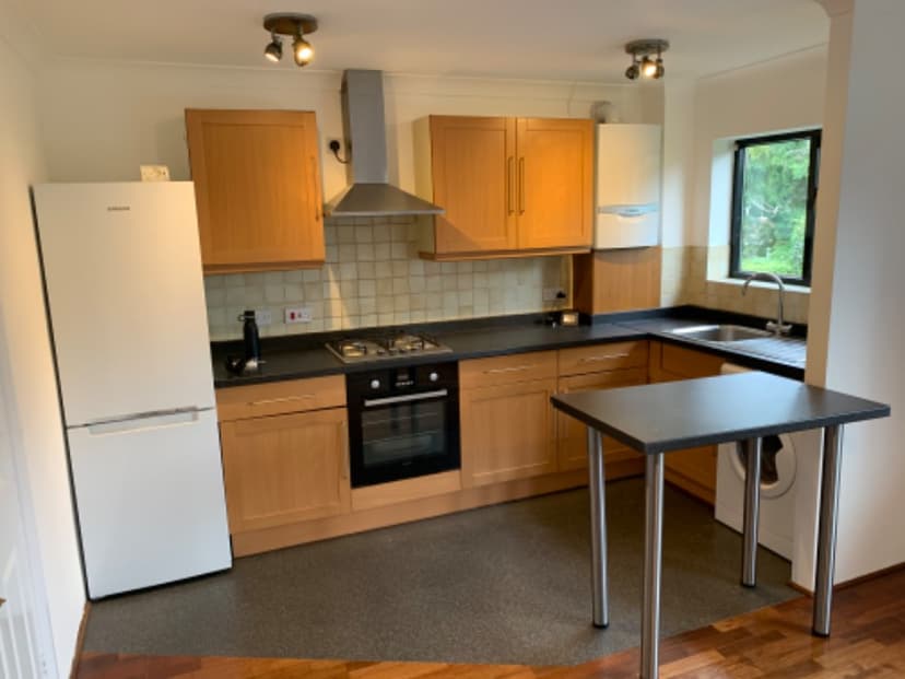 Image 2:2 bedroom Flat to rent