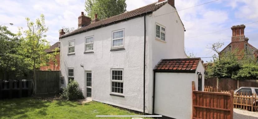 Image 1:3 bedroom Semi-detached house to rent