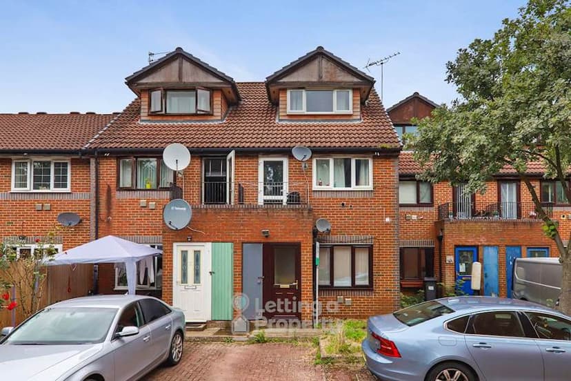 Image 2:1 bedroom Maisonette to rent