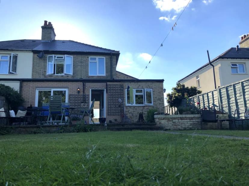 Image 2:3 bedroom Semi-detached house to rent