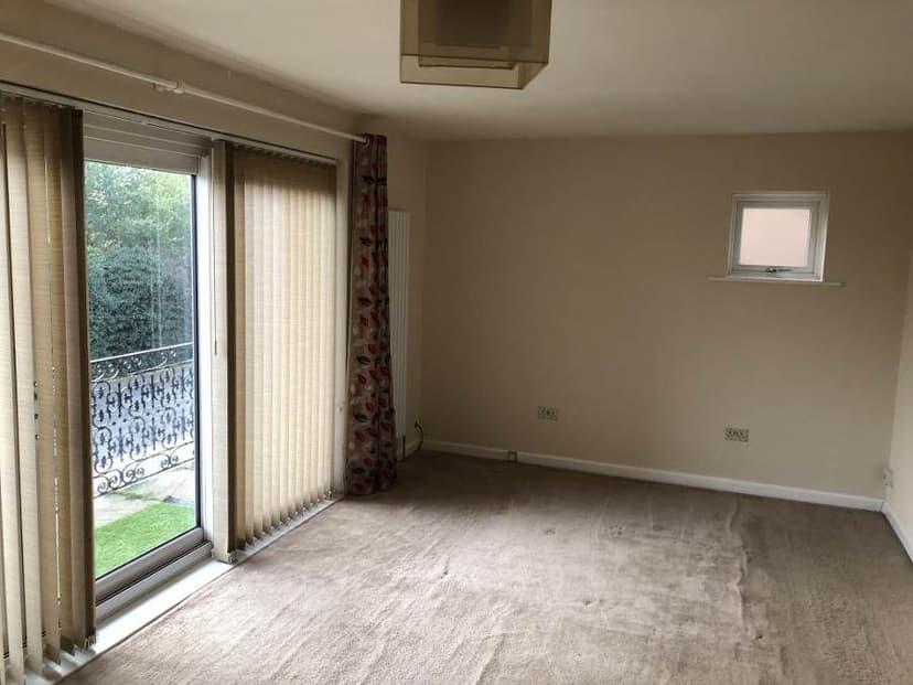 Image 3:4 bedroom Detached house to rent