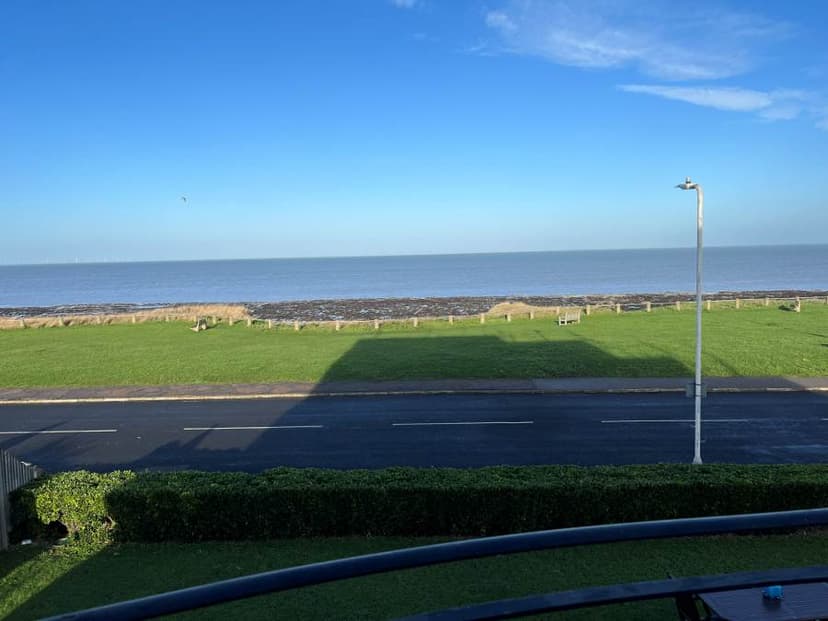 Image 1:2 bedroom Apartment or flat to rent