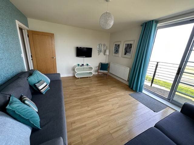 Image 3:2 bedroom Apartment or flat to rent