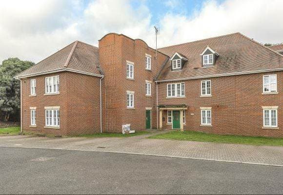 Image 1:2 bedroom Apartment or flat to rent