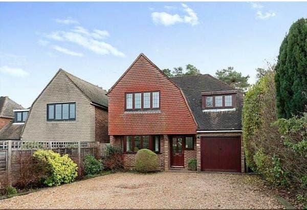 Image 1:4 bedroom Detached house to rent
