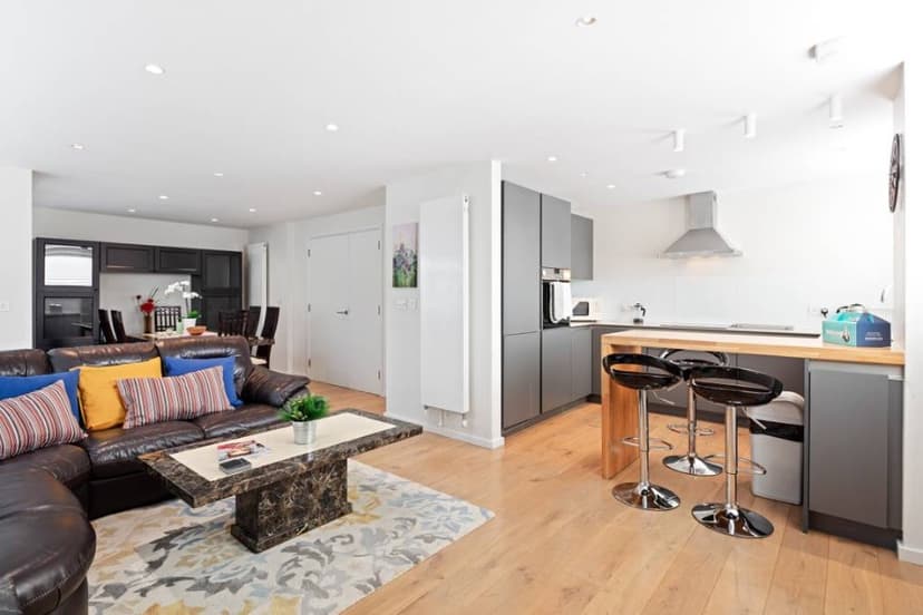 Image 1:2 bedroom Flat to rent