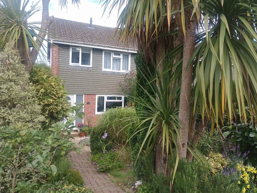 Image 1:3 bedroom Semi-detached house to rent