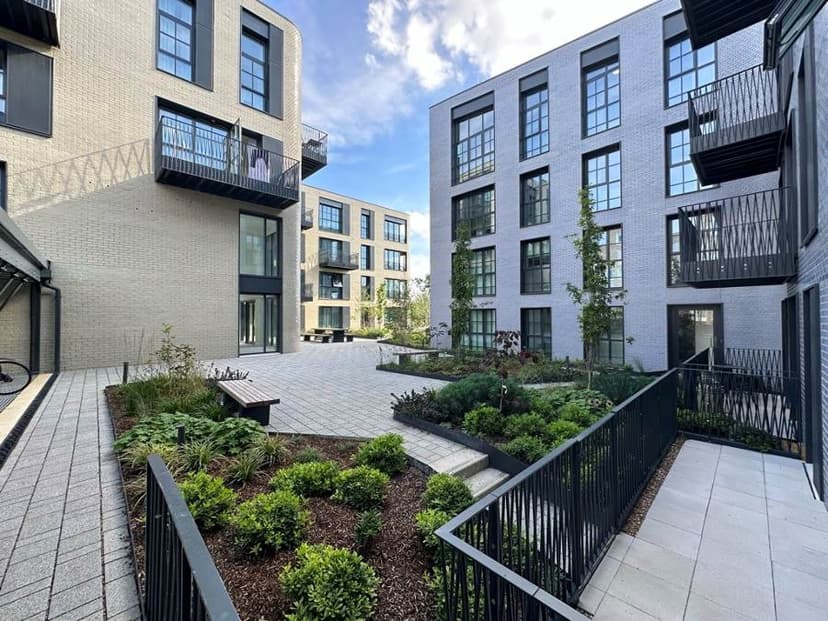 Image 1:2 bedroom Apartment or flat to rent