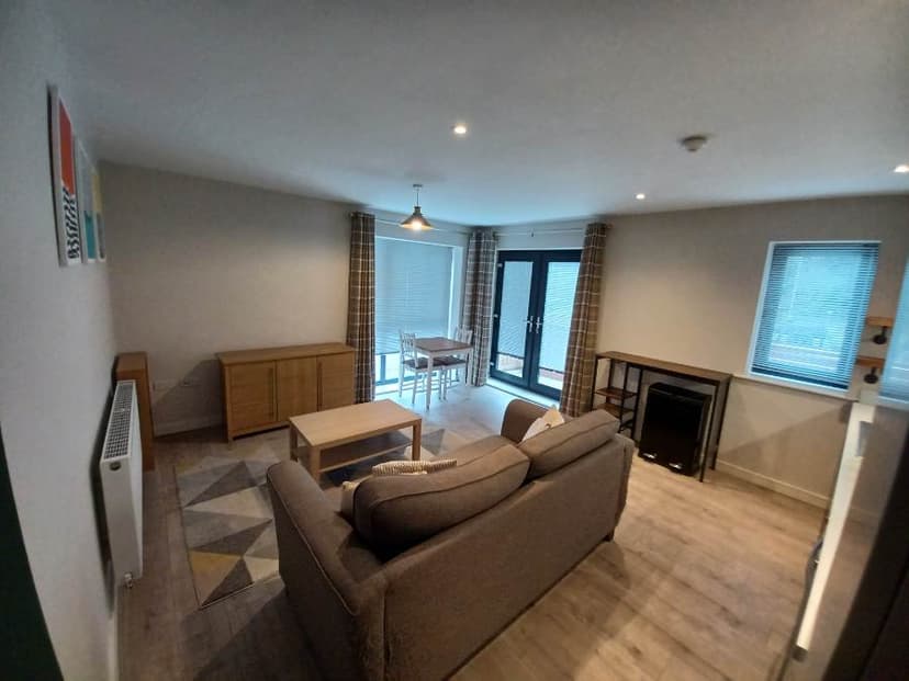 Image 3:2 bedroom Apartment or flat to rent