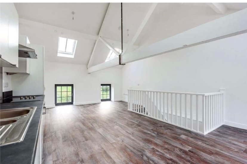 Image 1:1 bedroom Apartment or flat to rent