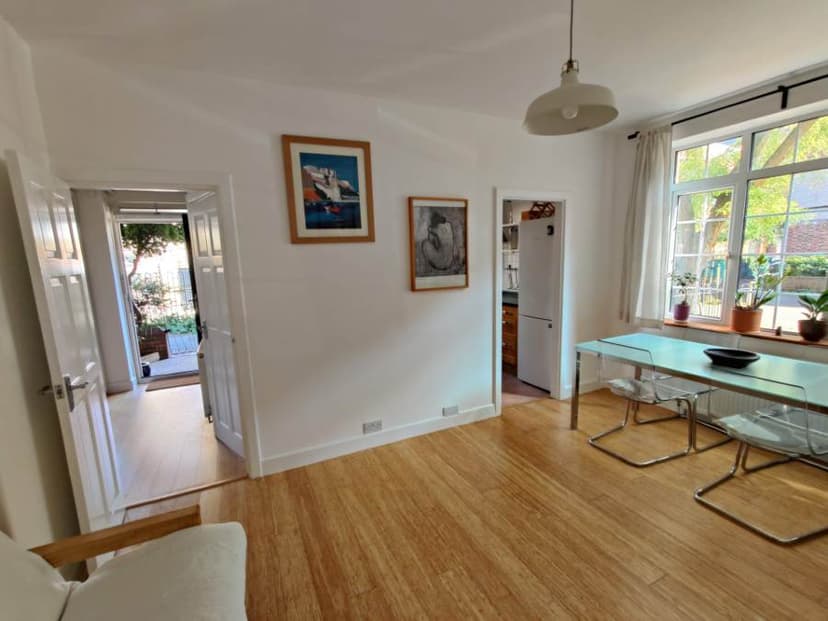 Image 3:2 bedroom Apartment or flat to rent