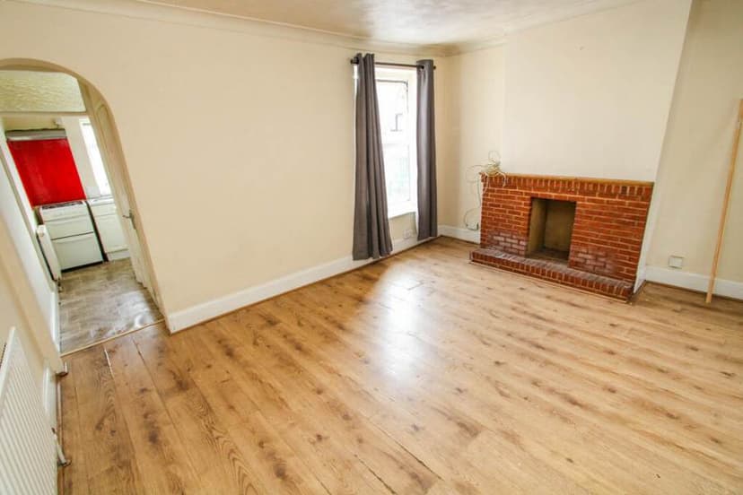 Image 2:1 bedroom Maisonette to rent