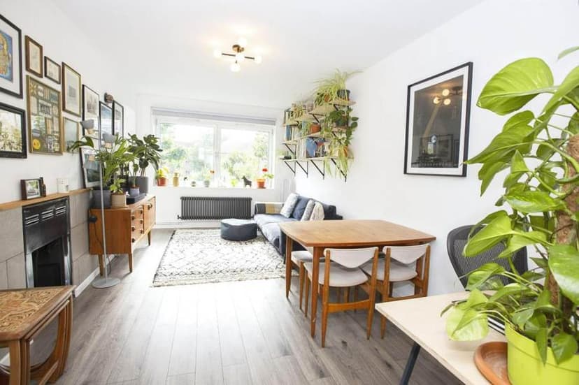 Image 1:2 bedroom Apartment or flat to rent