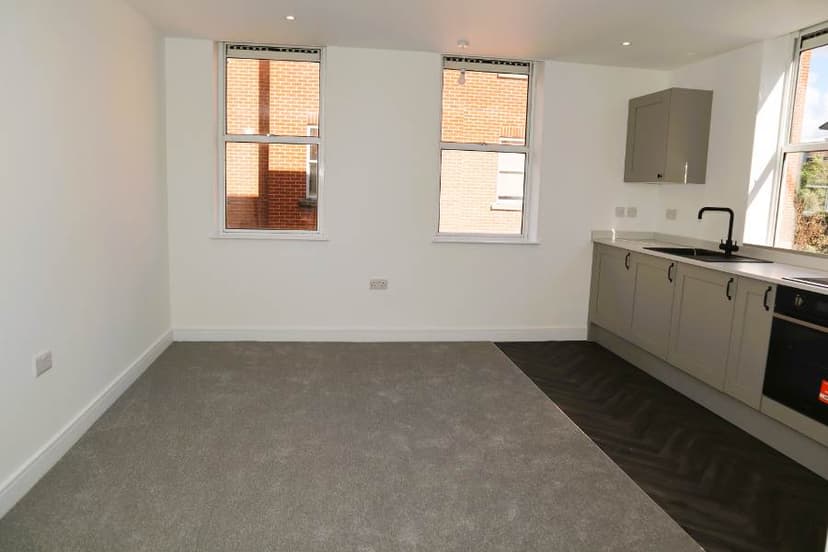 Image 3:1 bedroom Apartment or flat to rent