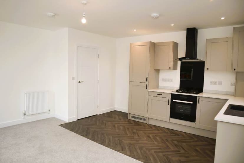 Image 1:2 bedroom Apartment or flat to rent
