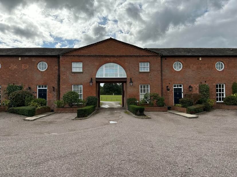 Image 3:3 bedroom Barn conversion to rent