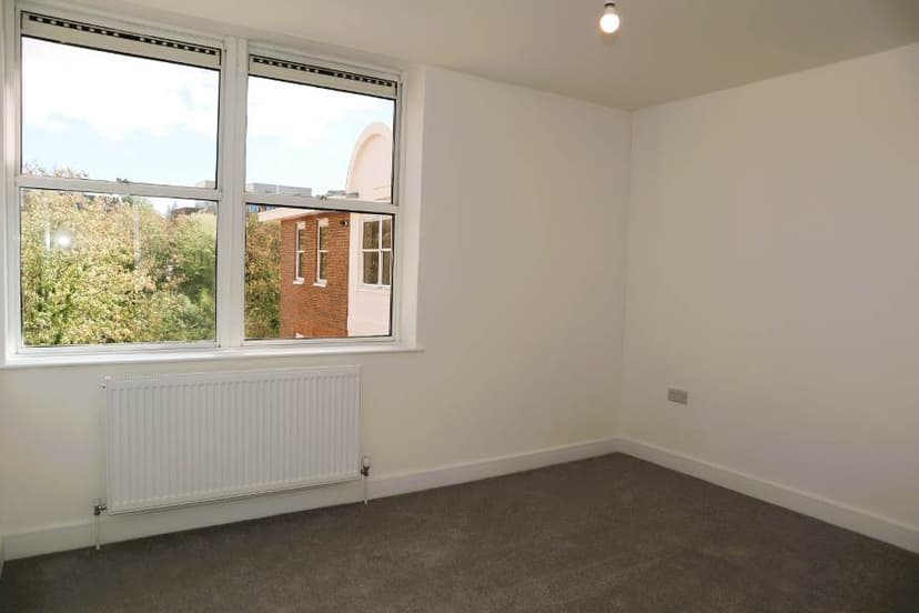 Image 3:1 bedroom Apartment or flat to rent