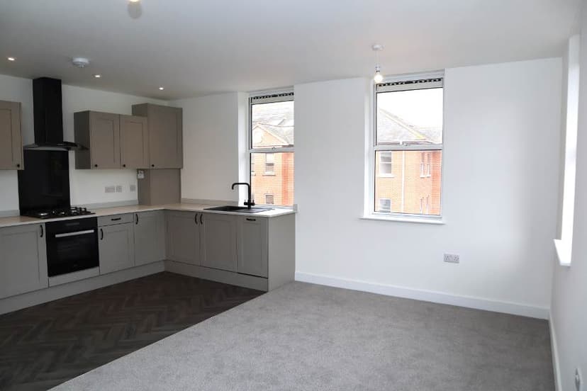 Image 2:2 bedroom Apartment or flat to rent