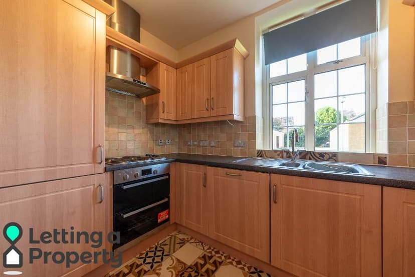 Image 2:2 bedroom Flat to rent