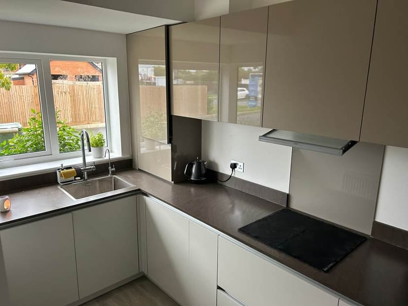 Image 2:3 bedroom Semi-detached house to rent