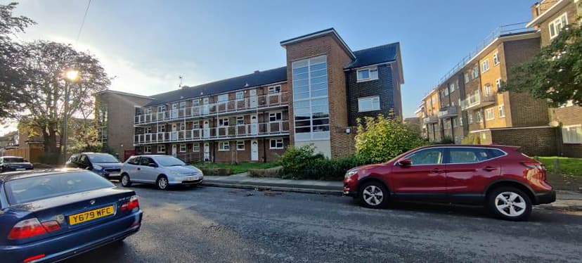 Image 2:1 bedroom Apartment or flat to rent