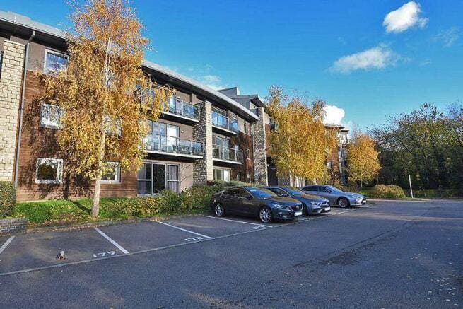 Image 1:2 bedroom Apartment or flat to rent