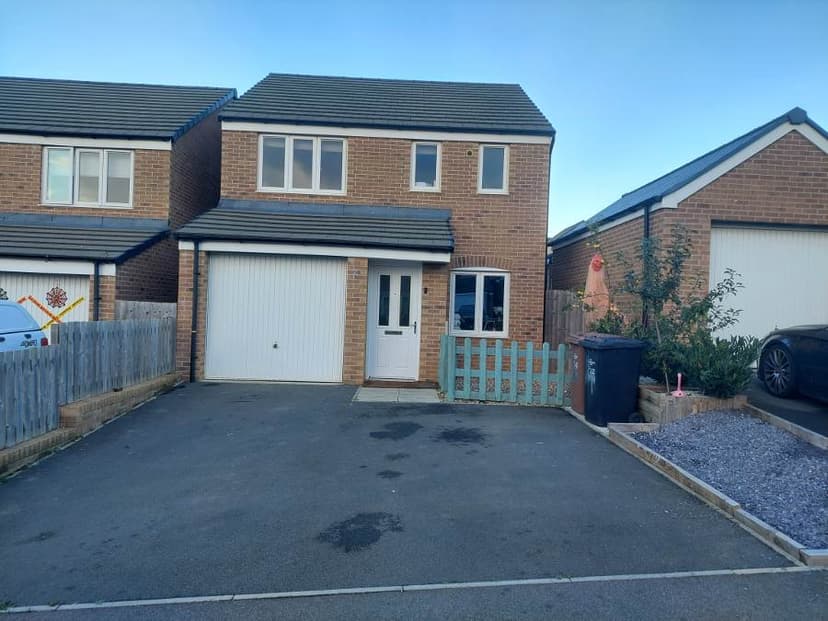 Image 1:3 bedroom Detached house to rent